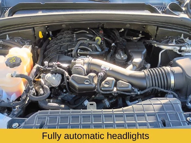 Used 2022 Gray Jeep Limited image 23