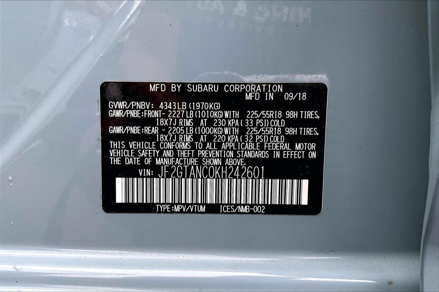 Used 2019 Cool Gray Khaki Subaru Limited image 34