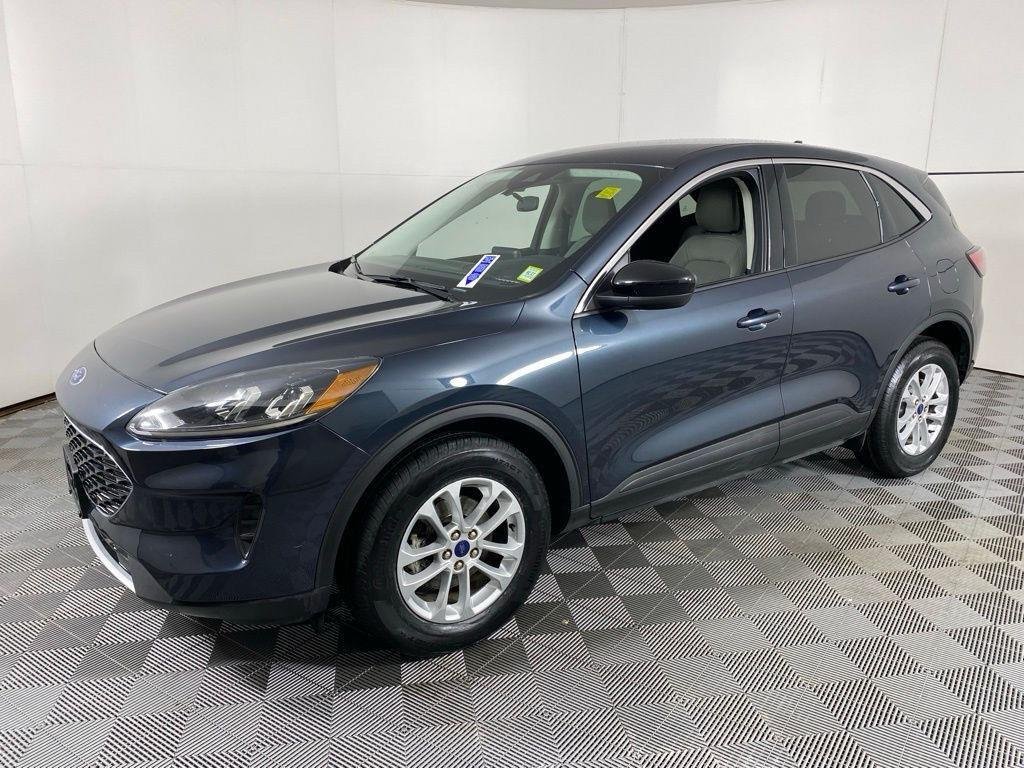 Used 2022 Stone Blue Ford SE image 6