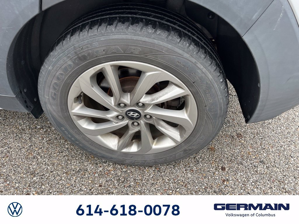Used 2018 Molten Silver Hyundai SEL image 16