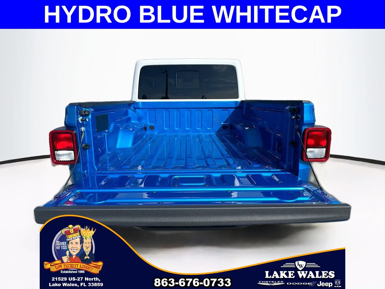 New 2026 Hydro Blue Pearl-Coat Exterior Paint Jeep  image 24