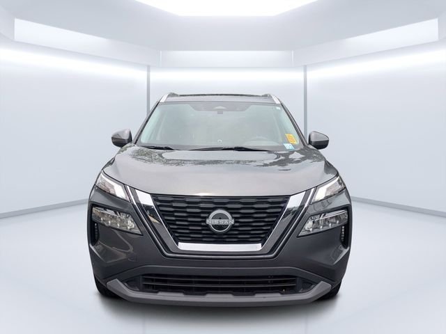Used 2023 Gray Nissan SV image 8