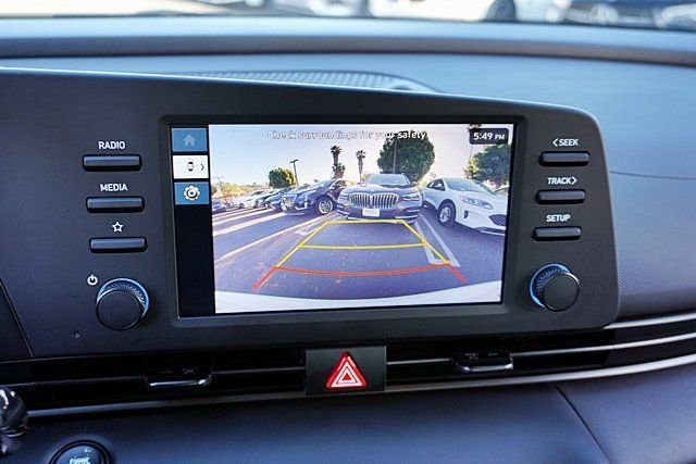 Used 2025 White Hyundai SEL Sport image 24