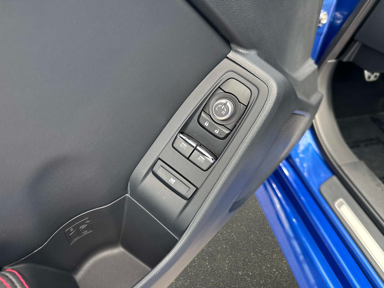 Used 2022 WR Blue Pearl Subaru Limited image 12