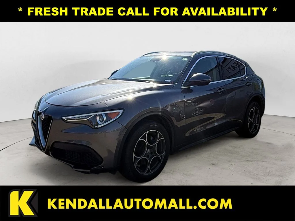 Used 2018 Gray Alfa Romeo Base image 1