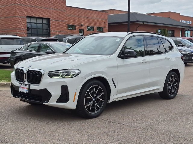 Used 2022 White BMW M40i image 3