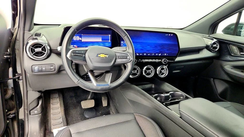 Used 2024 Black Chevrolet eAWD 4dr LT w/ Comfort & Convenience Pkg + Panoramic Sunroof image 12