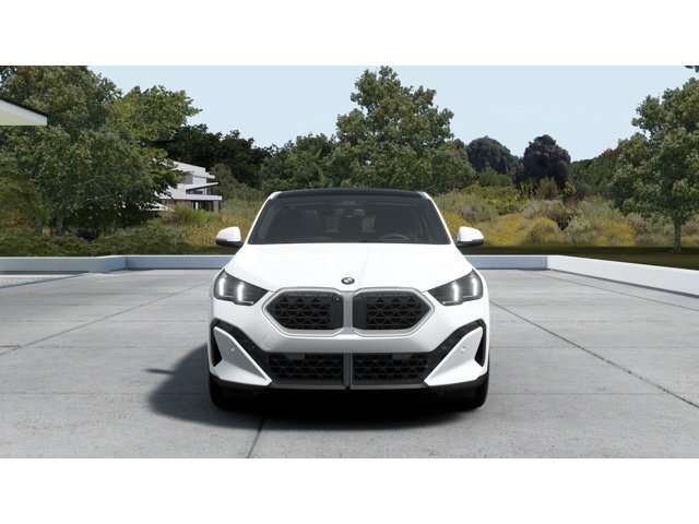 New 2027 Alpine White BMW  image 3