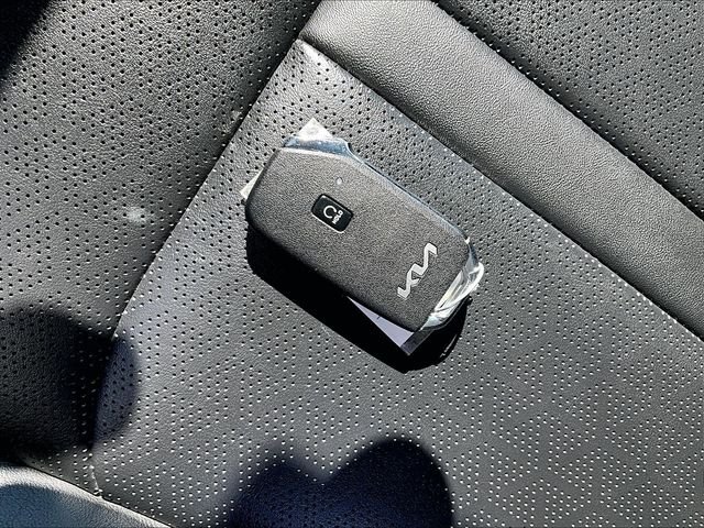 Used 2023 Silver Kia X-Line S image 11