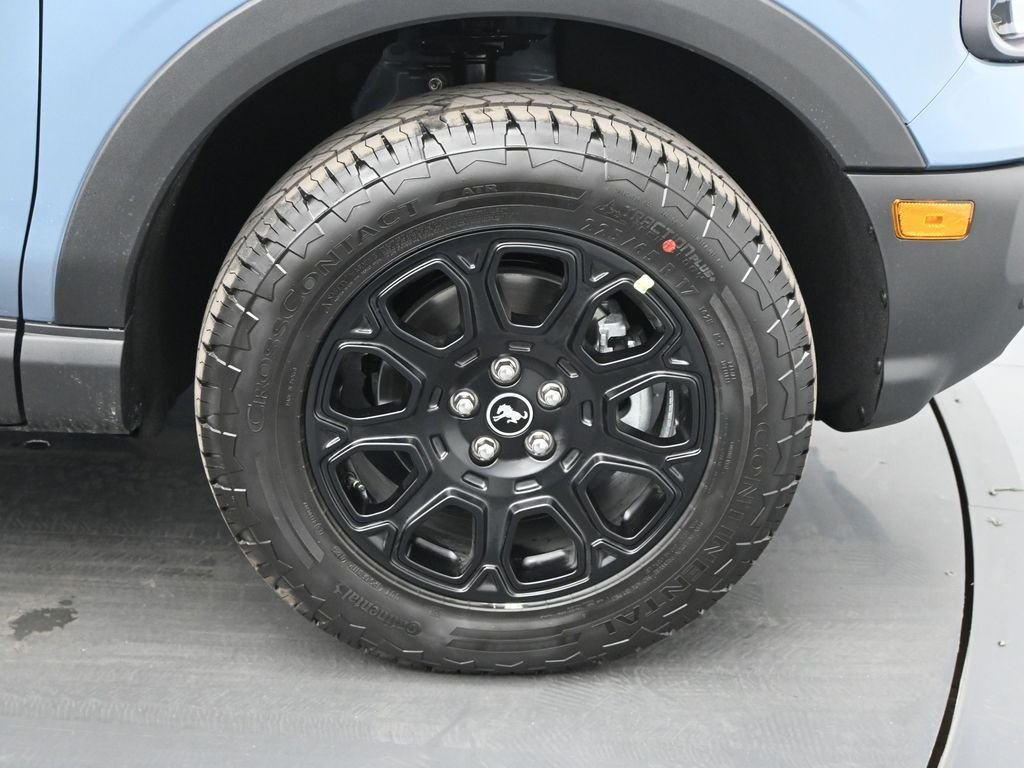 New 2026 Azure Gray Metallic Tri-Coat Ford Badlands image 24