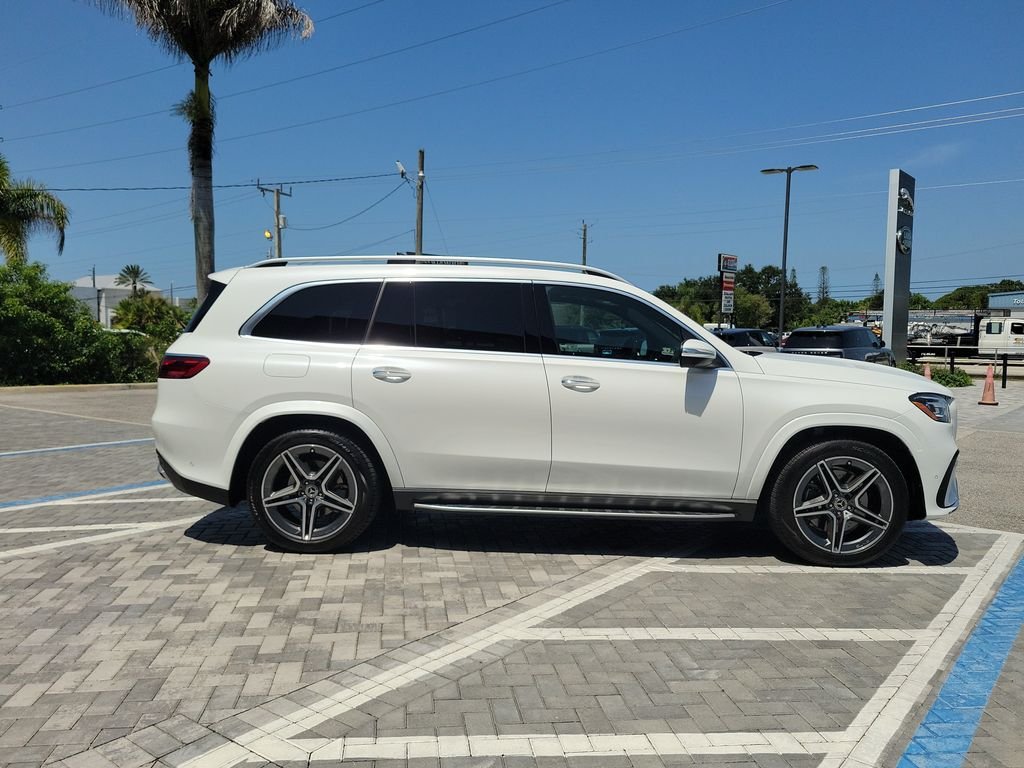Used 2026  Mercedes-Benz GLS 450 image 6