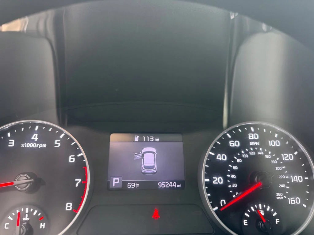 Used 2021 Steel Gray Kia LX image 13