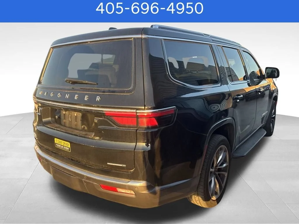 Pre-Owned 2022 Jeep Wagoneer Series II