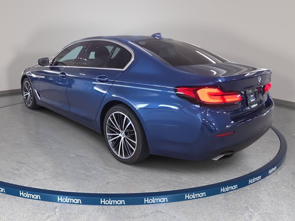 Used 2023 Phytonic Blue Metallic BMW 530i image 9