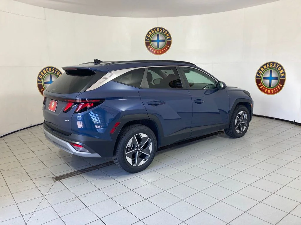 Used 2025 Blue Hyundai SEL image 21