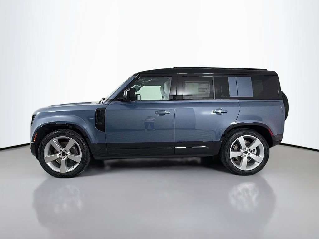 New 2026 Tasman Blue Land Rover X-Dynamic SE image 8