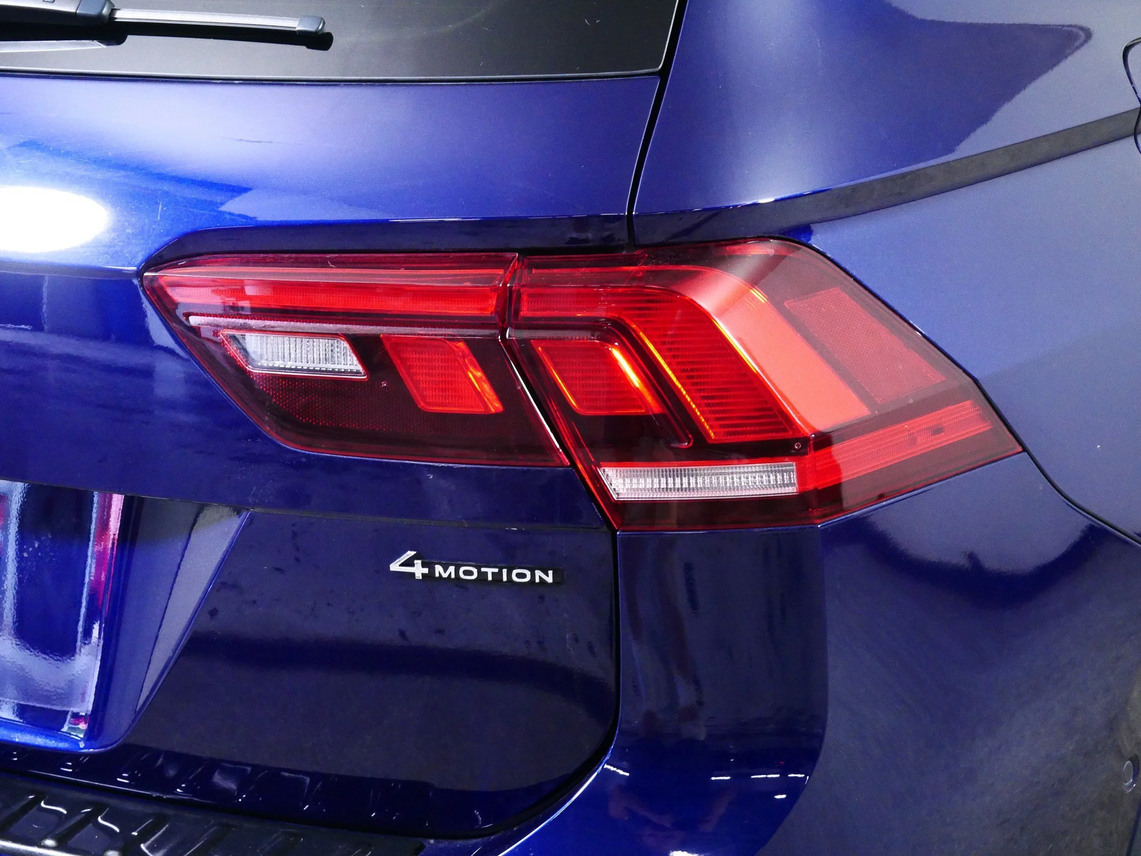Used 2023 Atlantic Blue Metallic Volkswagen SEL R-Line image 17