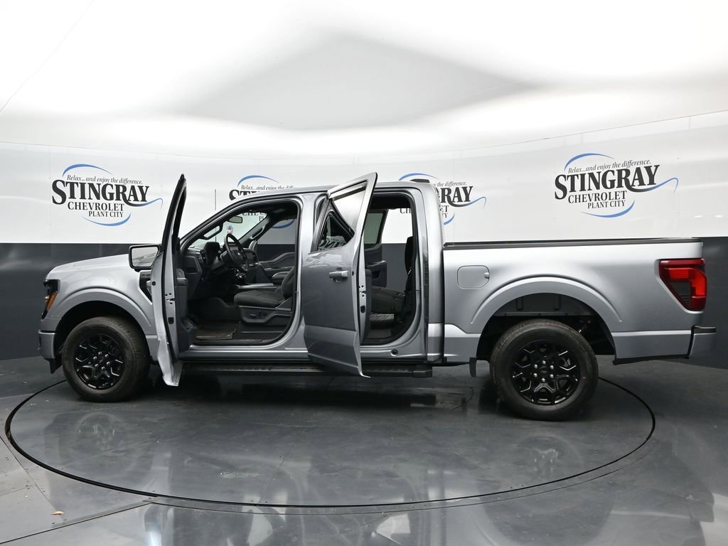 Used 2024 Silver Ford XLT image 37