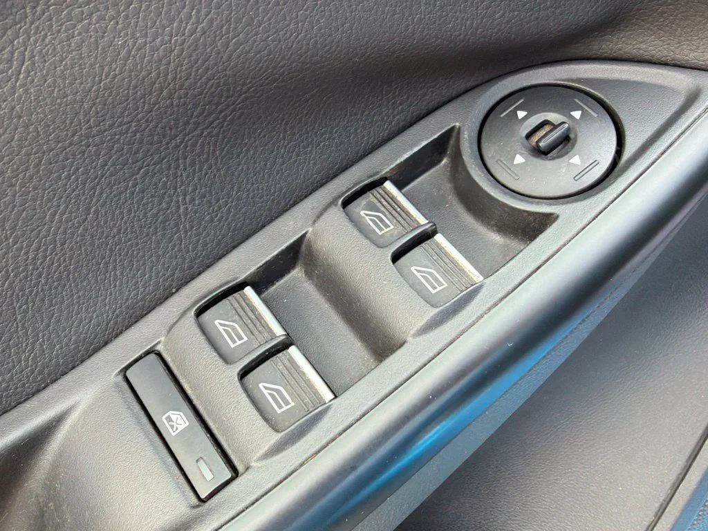 Used 2017 Nitrous Blue Ford RS image 11