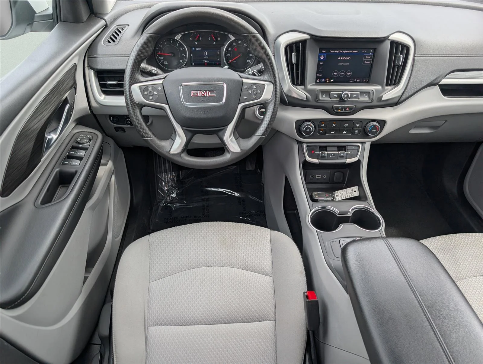 Used 2024 Summit White GMC SLE image 29