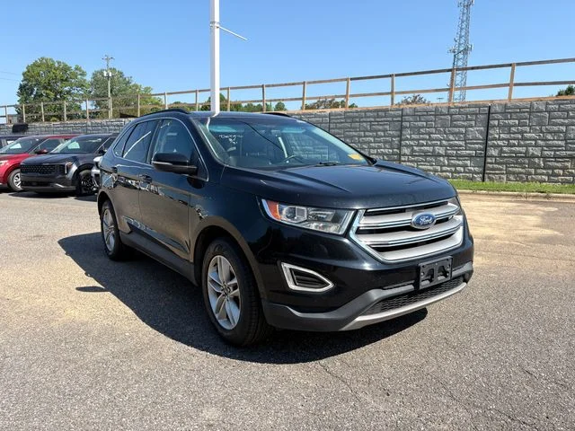 Used 2018 Shadow Black Ford SEL image 5