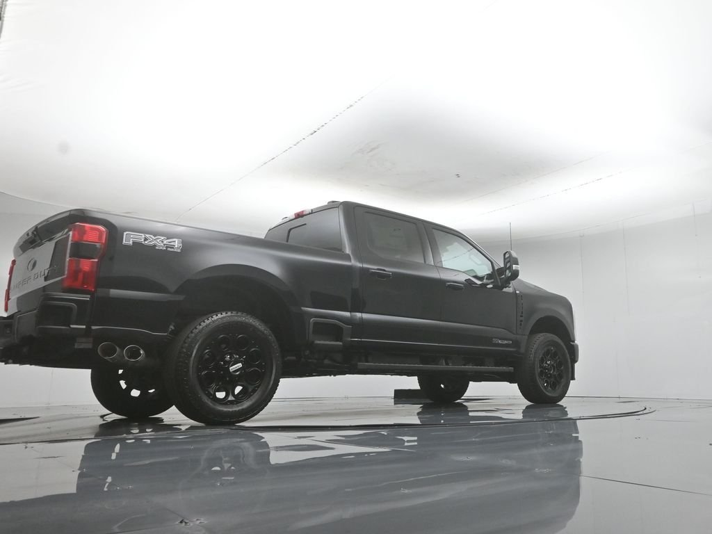 New 2026 Agate Black Metallic Ford XLT image 48