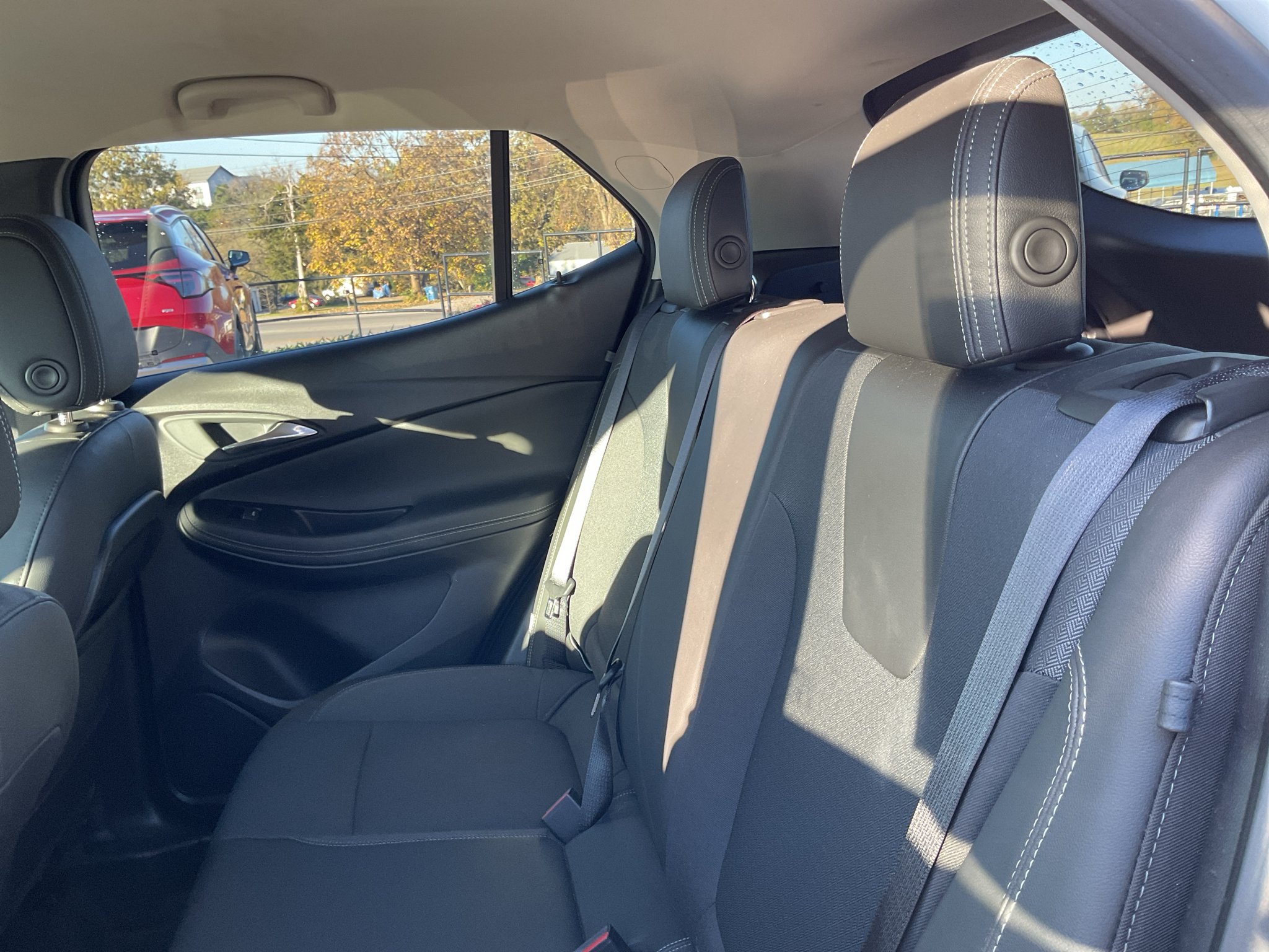 Used 2023 Summit White Buick Preferred image 15