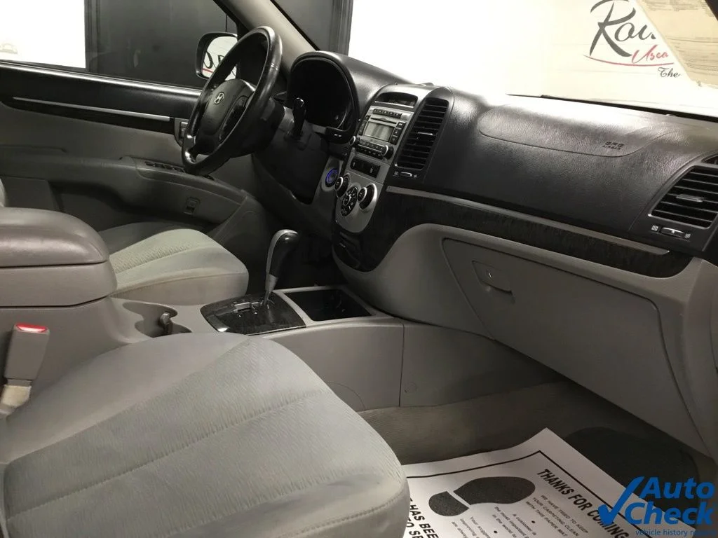 Used 2007 Blue Hyundai  image 34