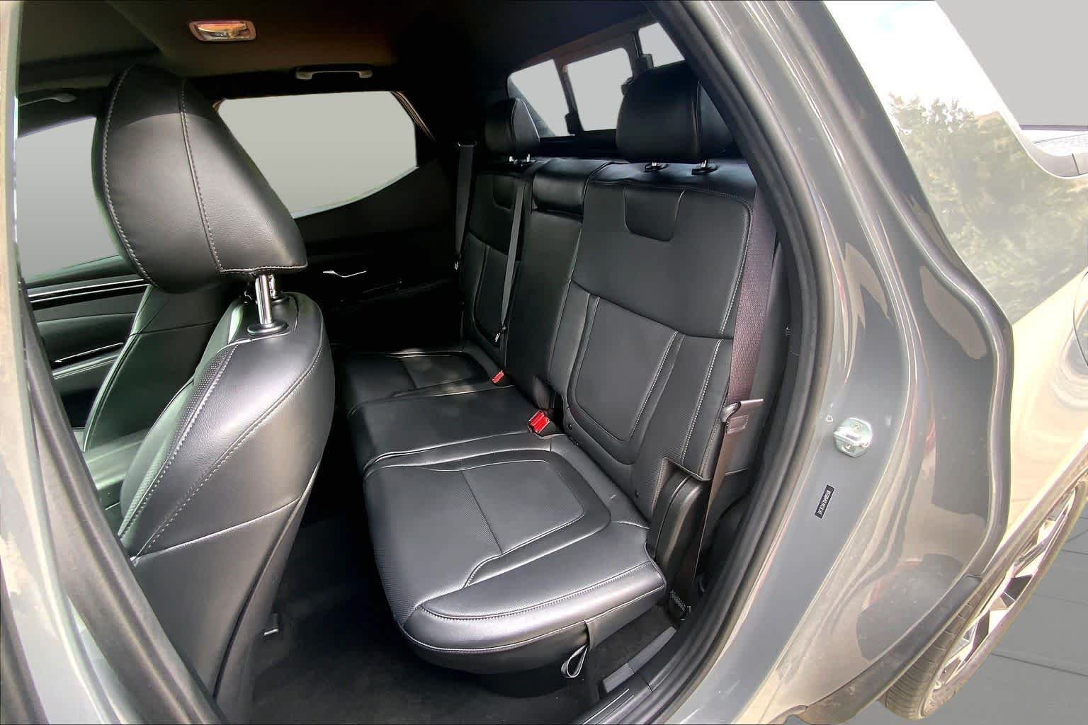 Certified Used 2022 Hampton Gray Hyundai Limited image 21