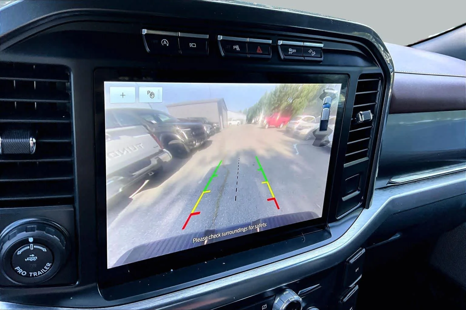 Used 2022 Agate Black Ford LARIAT image 27