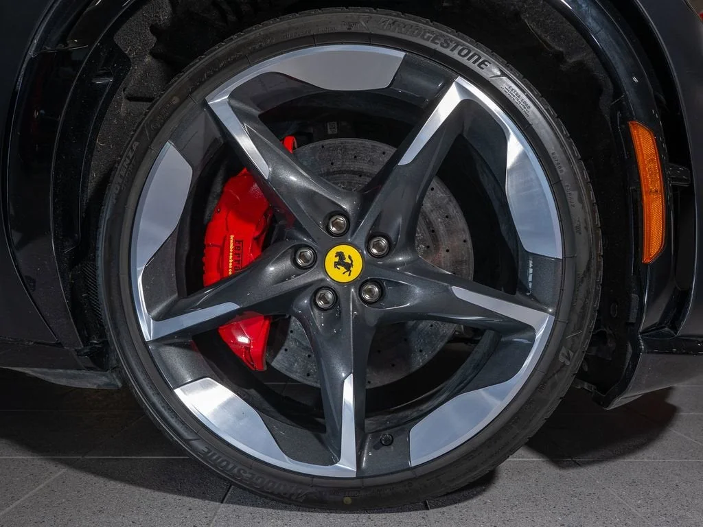 2025 Ferrari Purosangue Base - Photo 32