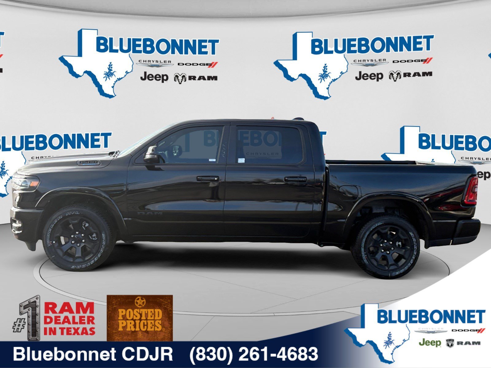 New 2026 Diamond Black Crystal Pearl-Coat Exterior Paint RAM Lone Star image 8