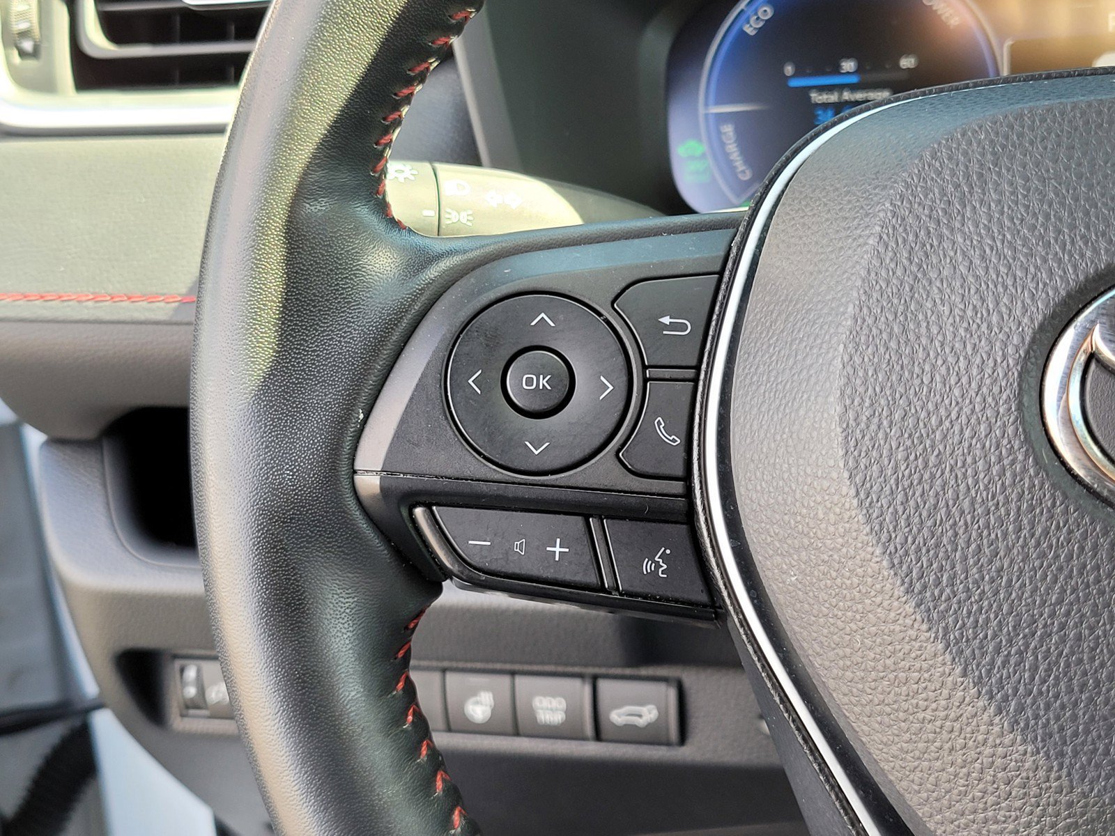Certified Used 2023  Toyota XSE image 25