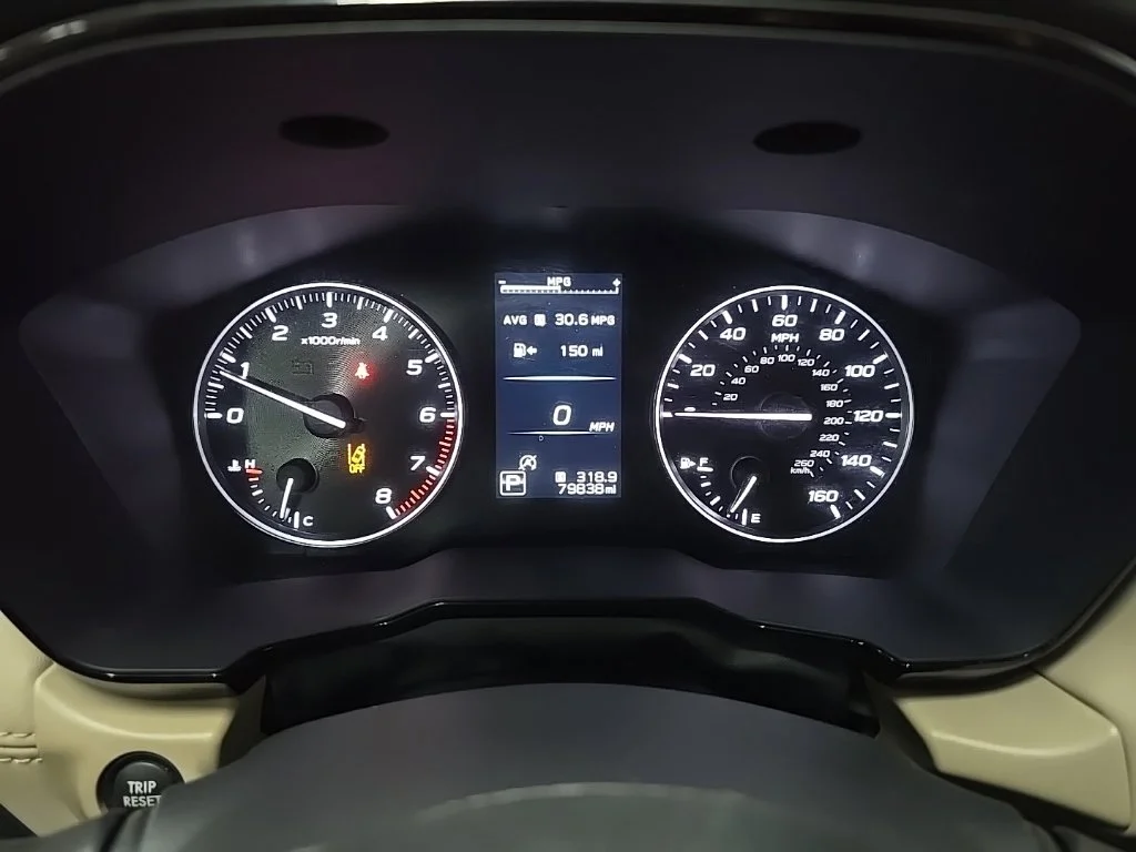 Used 2022 Green Metallic Subaru Premium image 21