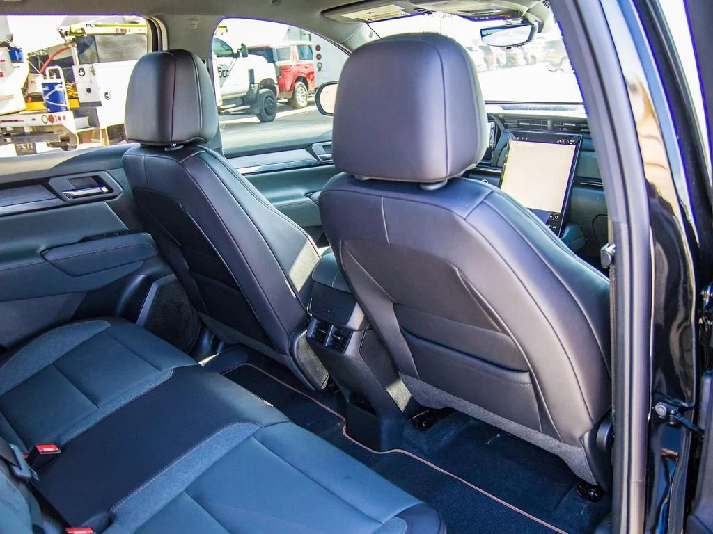 New 2026 Ebony Twilight Metallic GMC AT4 image 19