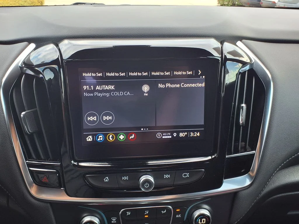 Used 2023 Gray Chevrolet LT image 28