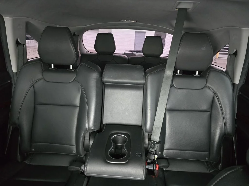 Used 2016 Crystal Black Pearl Acura w/AcuraWatch Plus image 19