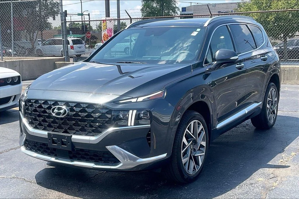 Used 2022 Gray Hyundai Calligraphy image 11
