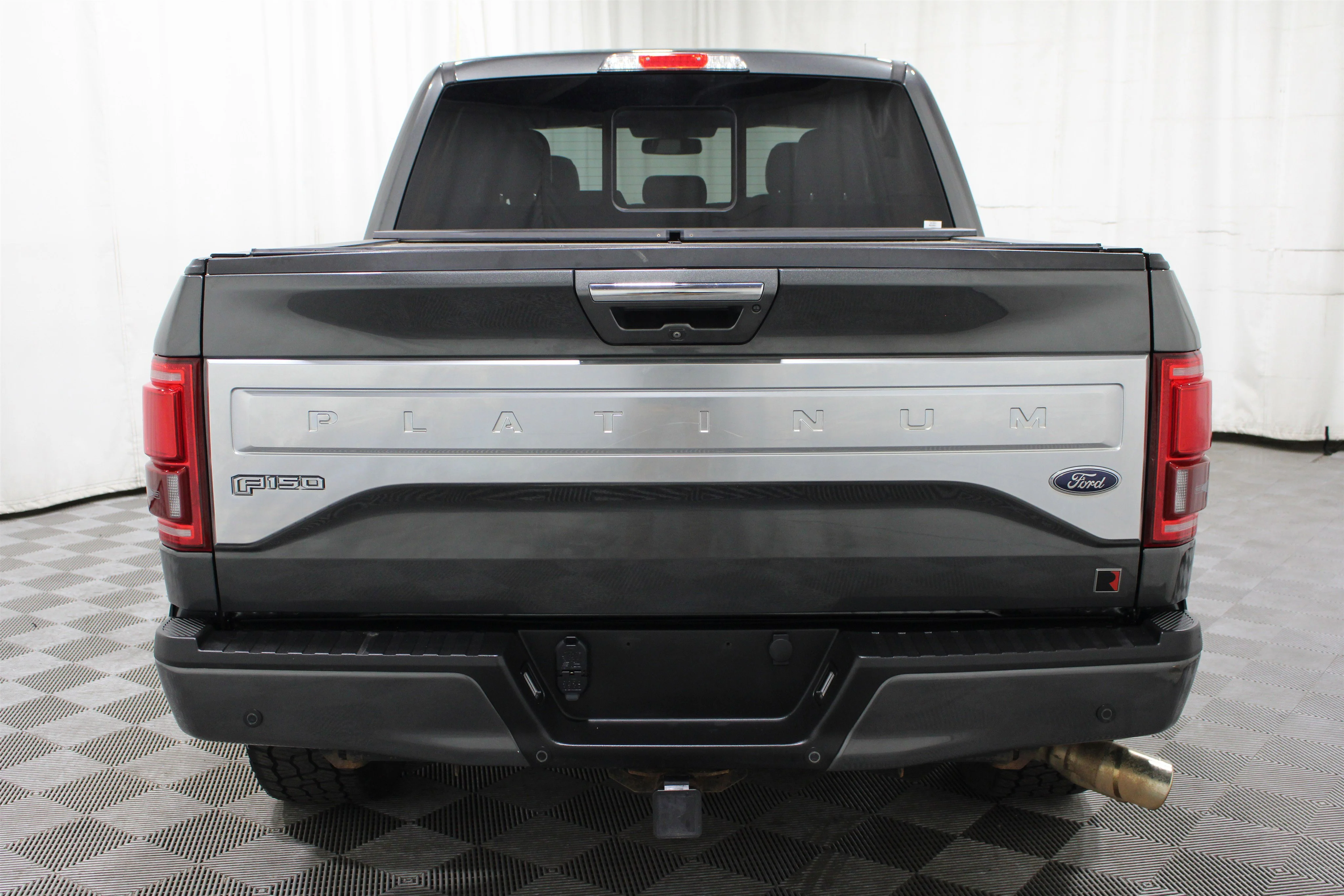 2016 Ford F-150 Platinum - Photo 31