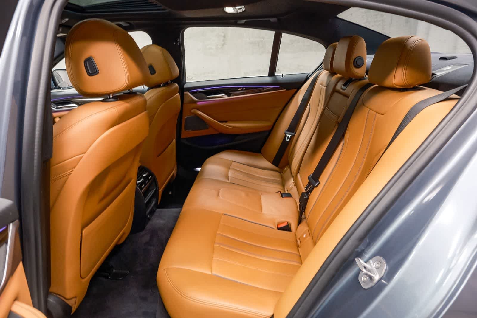 Used 2019 Bluestone Metallic BMW 540i image 23