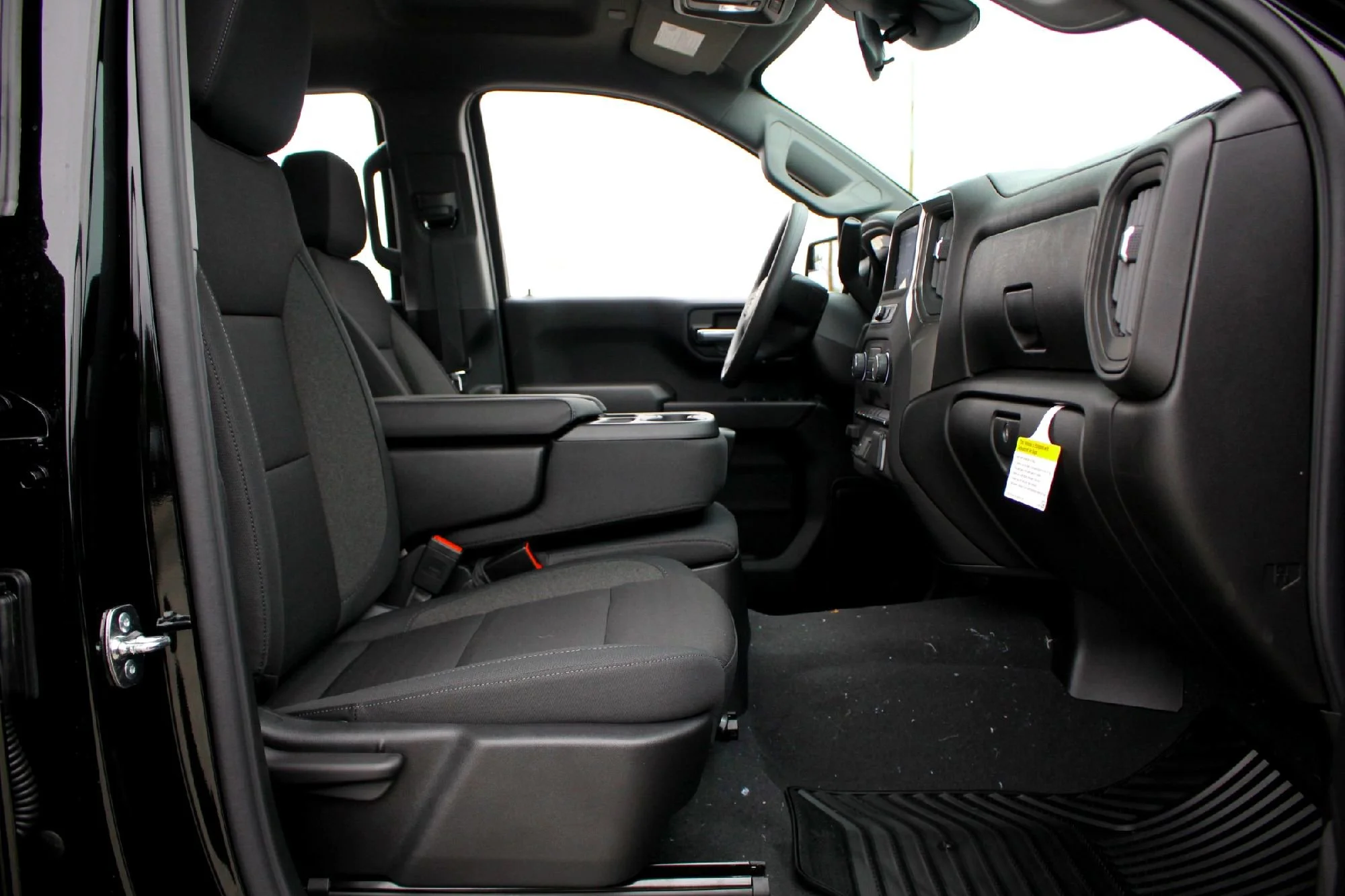 2026 Chevrolet Silverado 1500 Custom - Photo 13