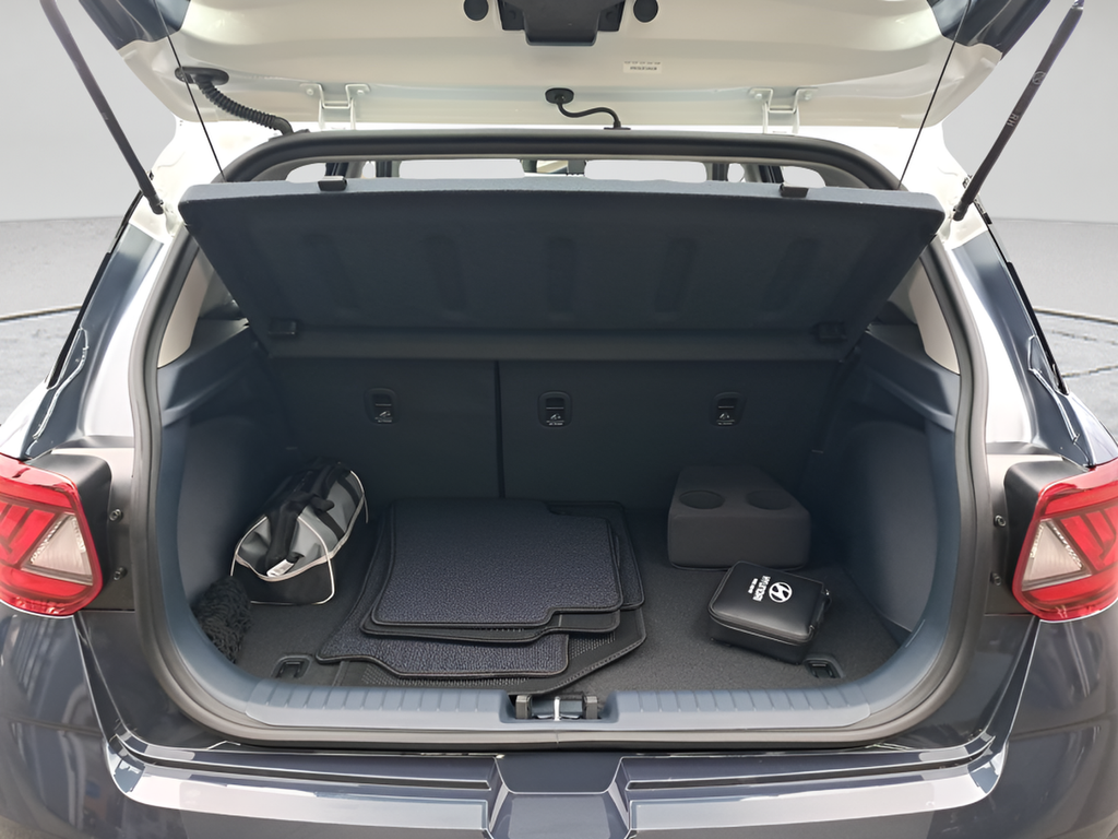New 2026 White Hyundai SEL image 14