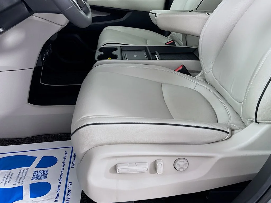 Certified Used 2026 Silver Honda Touring image 26