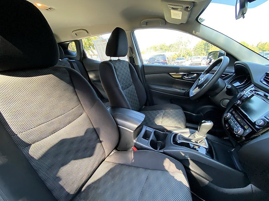 Used 2019 Gun Metallic Nissan SV image 23