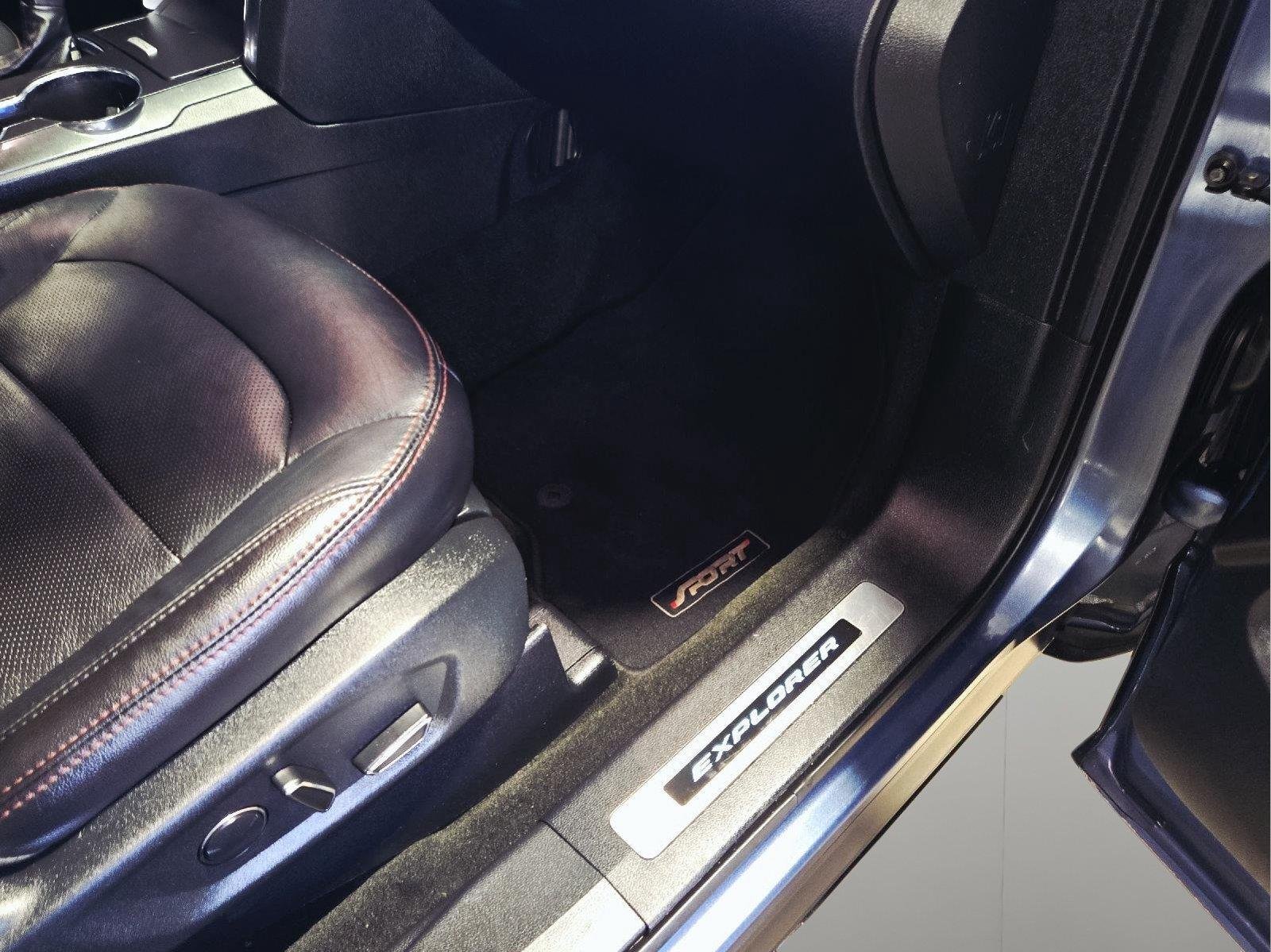 Certified Used 2018 Blue Ford Sport image 67