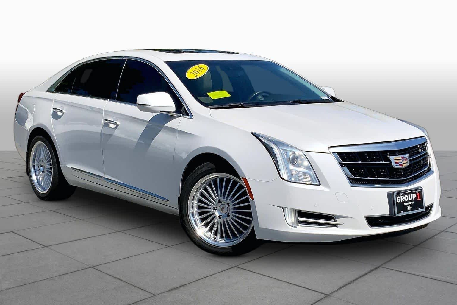 Pre-Owned 2016 Cadillac XTS Luxury Collection