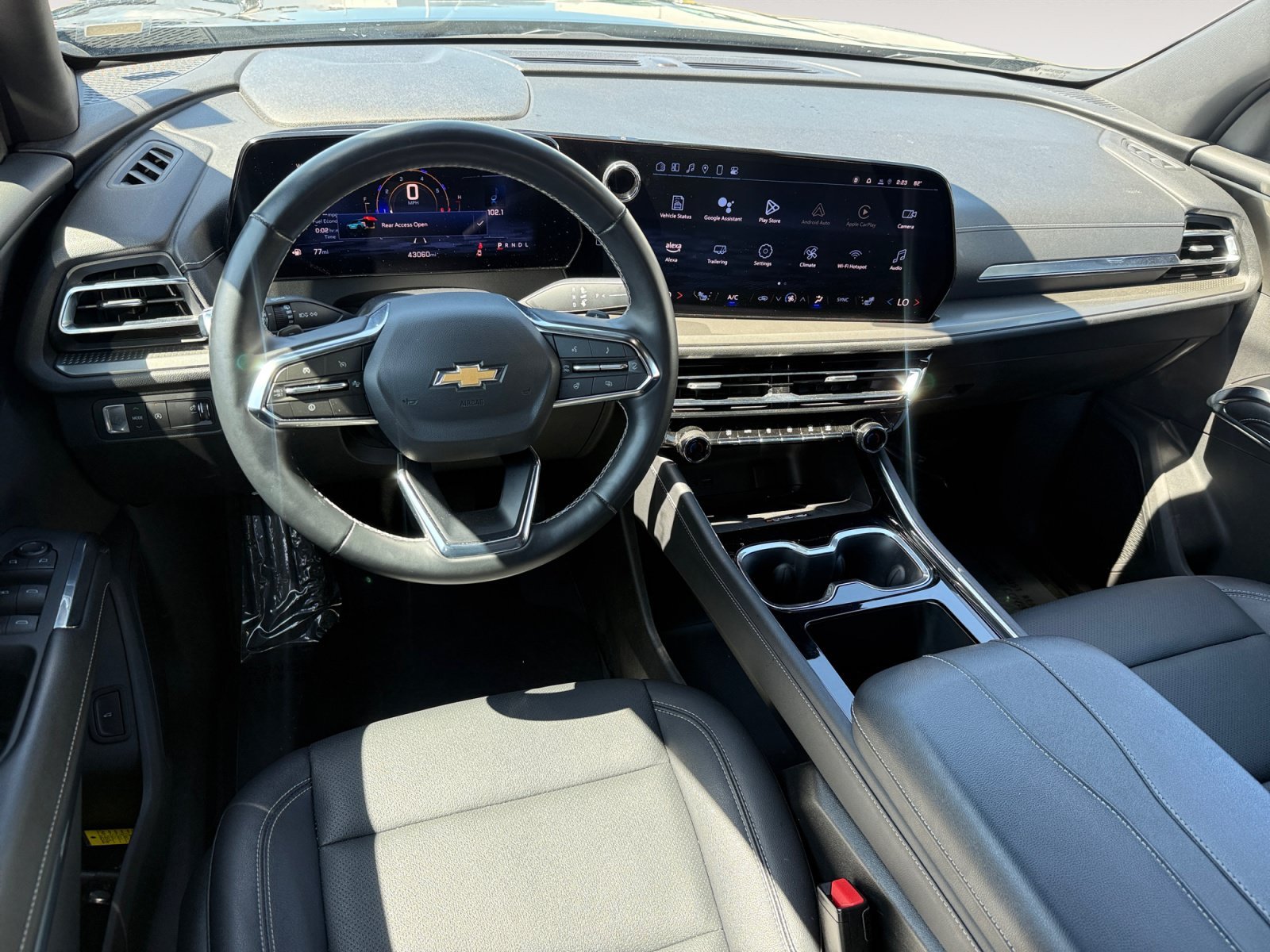 Used 2025 Black Metallic Chevrolet LT image 15