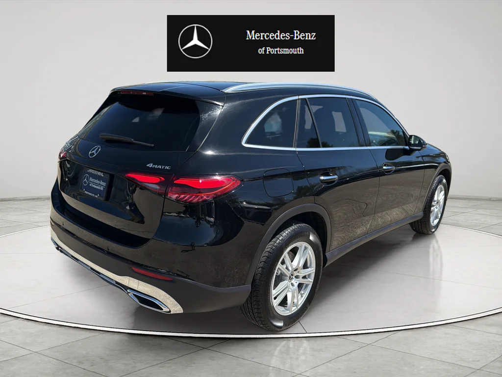Used 2026 Black Mercedes-Benz GLC 300 image 5