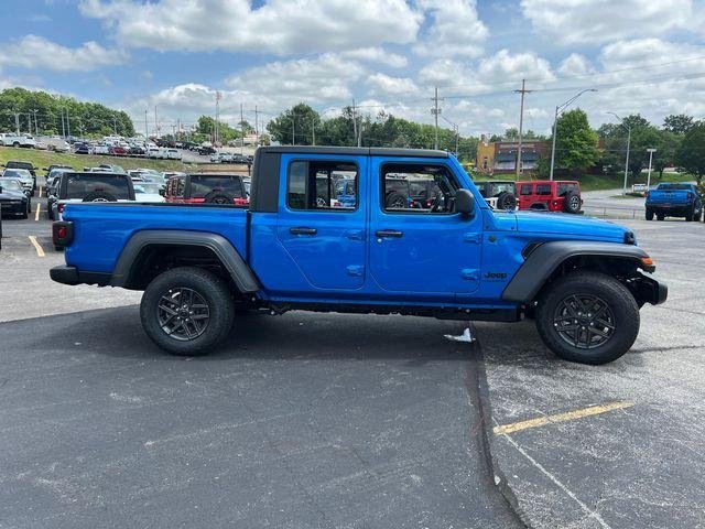 New 2026 Hydro Blue Pearl-Coat Exterior Paint Jeep Sport image 5