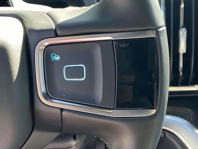 New 2027 Agate Black Metallic Ford Platinum image 18